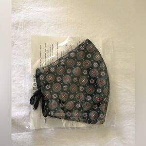 New Tory Burch Logo Reusable Adjustable Facemask